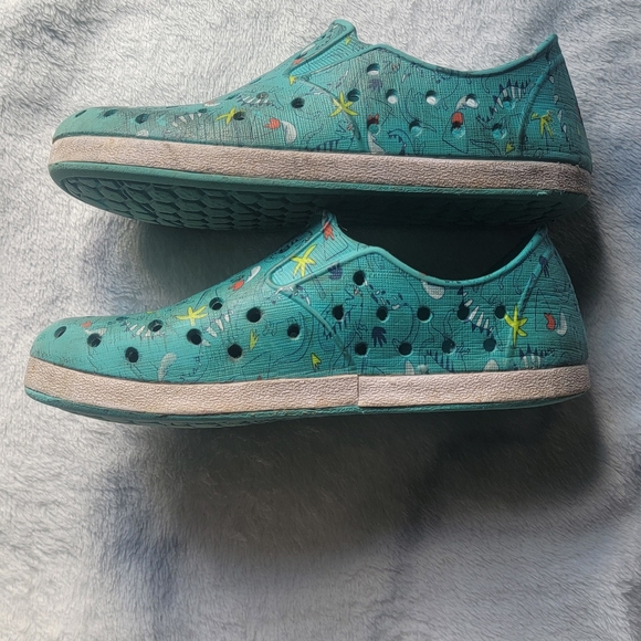 Cat & Jack toddler boy shoes size 11 - Picture 3 of 4